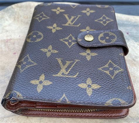 louis vuitton big wallet